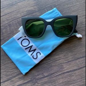 TOMS sunglasses